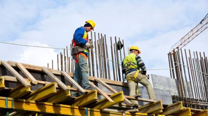 Paritaria UOCRA 2026: cuánto cobrarán los trabajadores de la construcción en junio, julio y agosto
